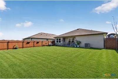 557 Chaco Loop, Seguin, TX 78155 - Photo 13