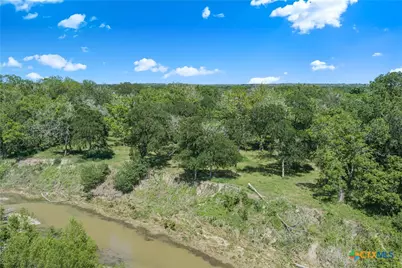 850 Crestview Drive, Cuero, TX 77954 - Photo 5