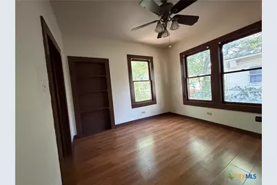 112 Darst Street, Gonzales, TX 78629 - Photo 5