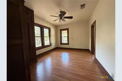 112 Darst Street, Gonzales, TX 78629 - Photo 7