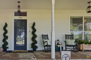 701 S Gilbert Rd, Edna, TX 77957 - Photo 37