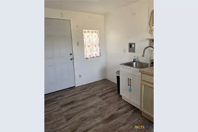 1006 W Dallas Avenue, Seadrift, TX 77983 - Photo 15