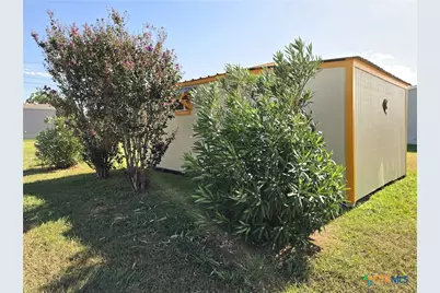 1006 W Dallas Avenue, Seadrift, TX 77983 - Photo 3