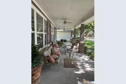 528 Jo Lynn Lane, New Braunfels, TX 78130 - Photo 3
