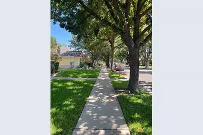 528 Jo Lynn Lane, New Braunfels, TX 78130 - Photo 11
