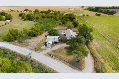 798 County Road 367, Lott, TX 76656 - Photo 25