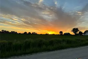 798 County Rd 367, Lott, TX 76656 - Photo 5
