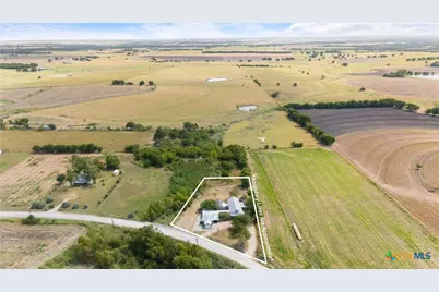 798 County Road 367, Lott, TX 76656 - Photo 23