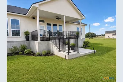 197 Lakeview Circle, La Vernia, TX 78121 - Photo 35