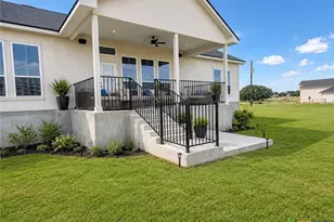 197 Lakeview Cir, La Vernia, TX 78121 - Photo 35