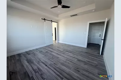 197 Lakeview Circle, La Vernia, TX 78121 - Photo 13