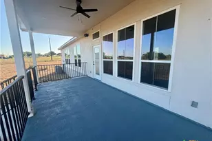 197 Lakeview Cir, La Vernia, TX 78121 - Photo 31