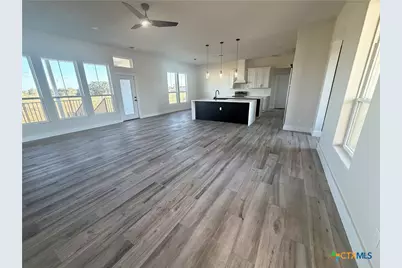 197 Lakeview Circle, La Vernia, TX 78121 - Photo 7