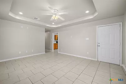 1107 E Avenue M, Belton, TX 76513 - Photo 5