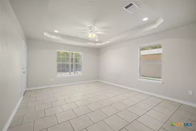 1107 E Avenue M, Belton, TX 76513 - Photo 7