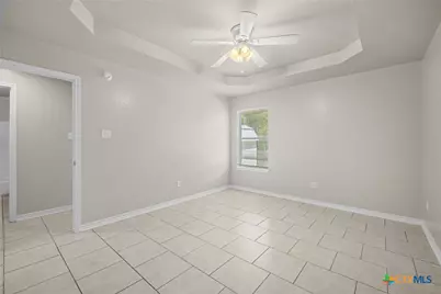 1107 E Avenue M, Belton, TX 76513 - Photo 13