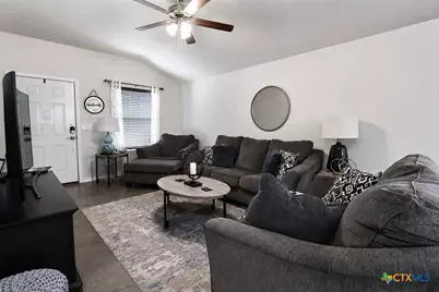 300 Lowes Boulevard #A, Killeen, TX 76542 - Photo 5