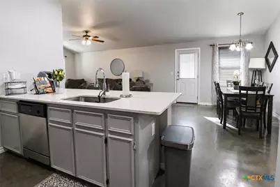 300 Lowes Boulevard #A, Killeen, TX 76542 - Photo 11