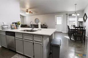 300 Lowes Blvd, Killeen, TX 76542 - Photo 11
