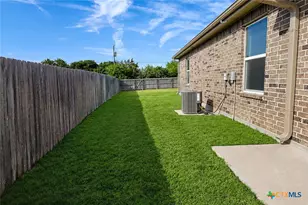 300 Lowes Blvd, Killeen, TX 76542 - Photo 35