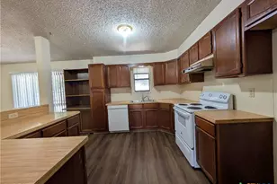 163 Woods End, New Braunfels, TX 78130 - Photo 7