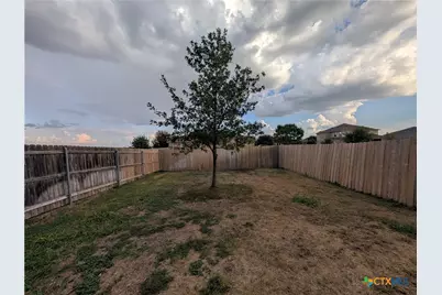 310 Creekside Curve, New Braunfels, TX 78130 - Photo 25