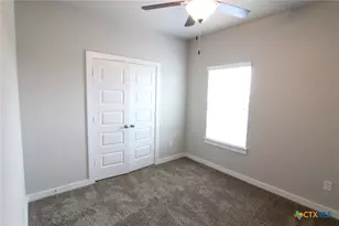 310 Creekside Curve, New Braunfels, TX 78130 - Photo 7