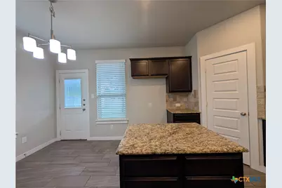 310 Creekside Curve, New Braunfels, TX 78130 - Photo 13