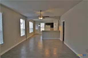310 Creekside Curve, New Braunfels, TX 78130 - Photo 3