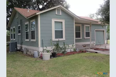 301 & 301A Colorado, Edna, TX 77957 - Photo 5