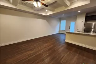 338 Untermaier Dr, New Braunfels, TX 78130 - Photo 3