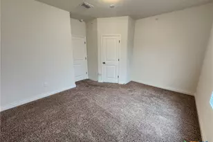338 Untermaier Dr, New Braunfels, TX 78130 - Photo 13