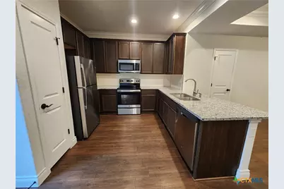 338 Untermaier Drive, New Braunfels, TX 78130 - Photo 7