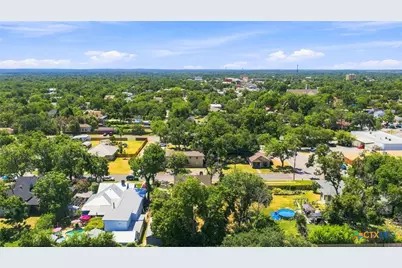 210 S Cedar Street, Seguin, TX 78155 - Photo 41