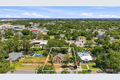 210 S Cedar Street, Seguin, TX 78155 - Photo 45