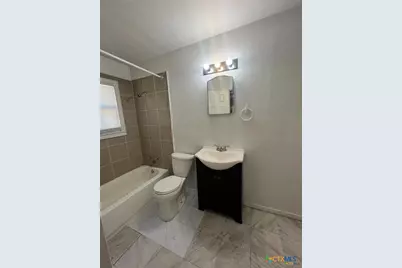 407 W Avenue E, Killeen, TX 76541 - Photo 9
