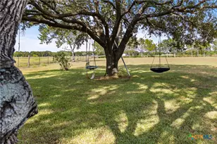 1107 Fairlane Dr, Ganado, TX 77962 - Photo 39