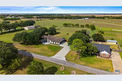 1107 Fairlane Drive, Ganado, TX 77962 - Photo 3
