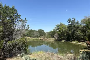 6211 Lakeside Dr, Belton, TX 76513 - Photo 1