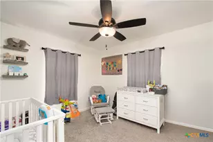 1704 N Hoover Ave, Cameron, TX 76520 - Photo 17