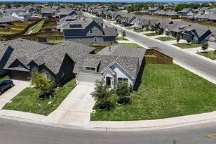 433 Deborah Dr, New Braunfels, TX 78130 - Photo 1