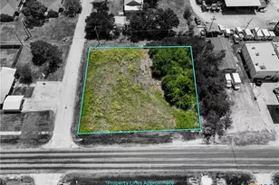311 E Clark St, Bartlett, TX 76511 - Photo 1