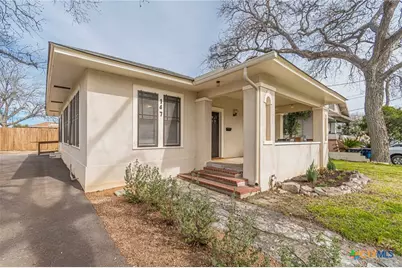 147 S Academy Avenue, New Braunfels, TX 78130 - Photo 1