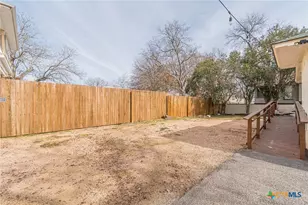 147 S Academy Ave, New Braunfels, TX 78130 - Photo 27