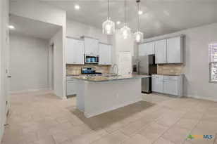 531 Scenic Song Dr, Spring Branch, TX 78070 - Photo 5