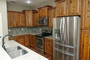 120 Sandpiper Dr, Victoria, TX 77905 - Photo 9