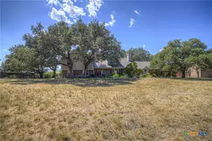 544 Military Dr, Canyon Lake, TX 78133 - Photo 3
