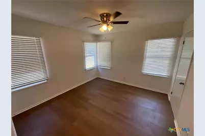 1004 Lawndale Avenue, Victoria, TX 77901 - Photo 13