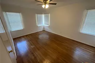 1004 Lawndale Ave, Victoria, TX 77901 - Photo 15