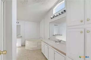 4620 Fm 1339, Kingsbury, TX 78638 - Photo 15